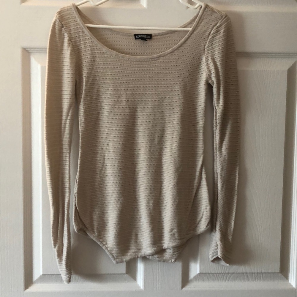 Express Cream Scoopneck Sweater Asymmetrical Hem